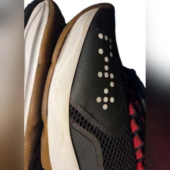 Versace Chain Reaction LowTop Sneakers (Unisex) Size 41 US Wmns Sz 10 / Men Sz 8 - Picture 9 of 16